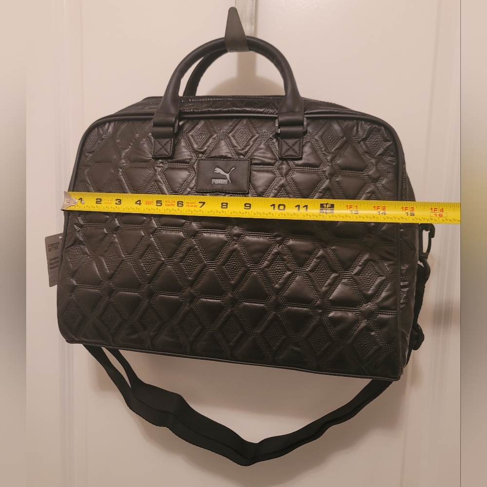 Puma Oversized Classics Archive Sports Bag with Handles, Black Metallic - Picture 11 of 12